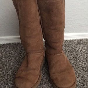 Light brown Uggs
